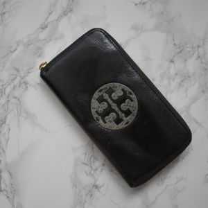 Tory Burch Black Continental Leather Wallet